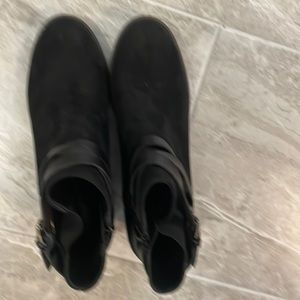 Bass black suede feel booties